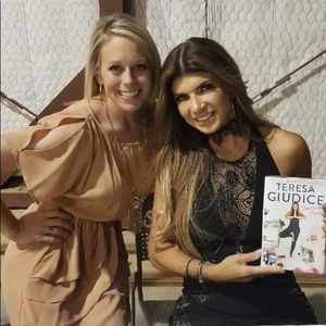 Meet your Posher, Aschley